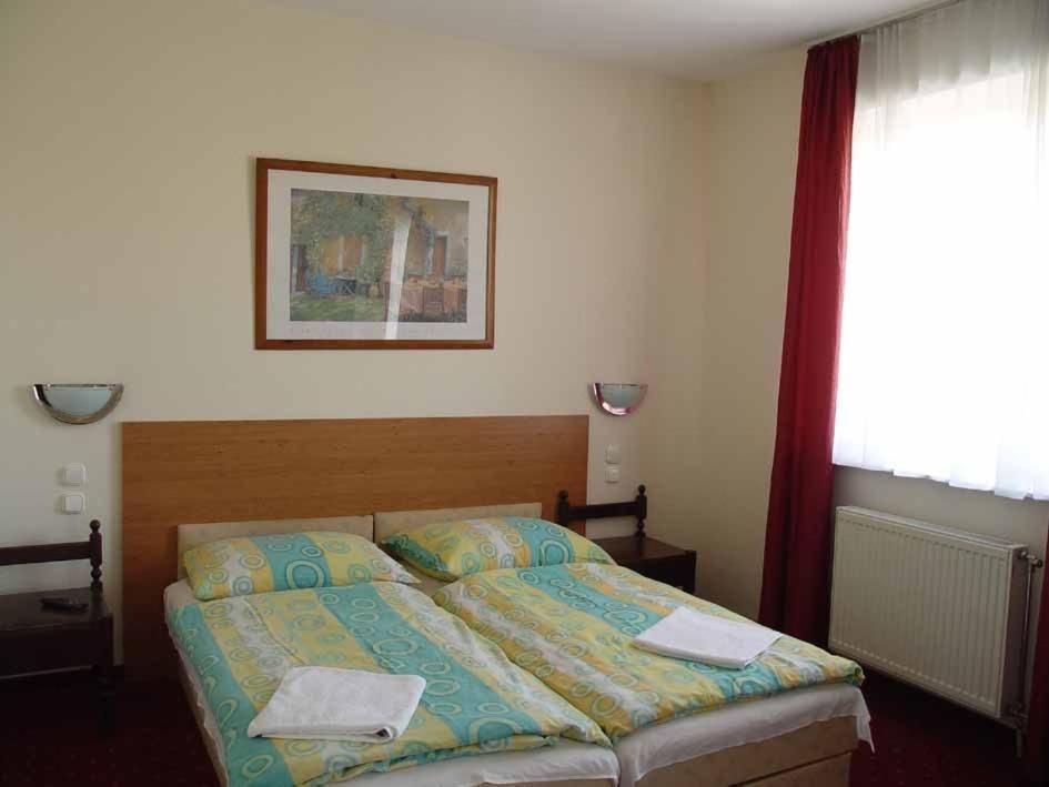 Hotel Menthol Budapeste Quarto foto