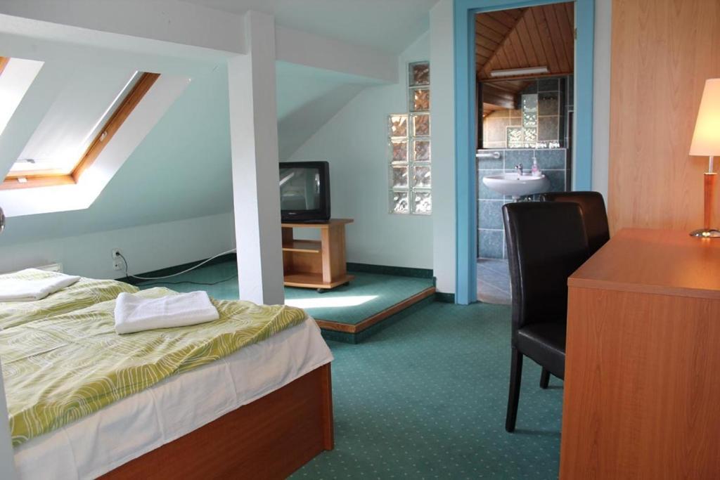 Hotel Menthol Budapeste Quarto foto
